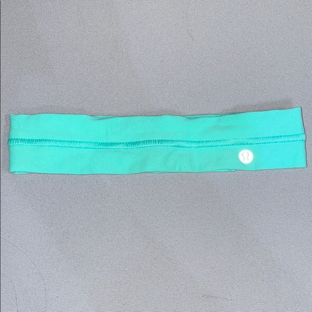 Lululemon Fly Away Tamer